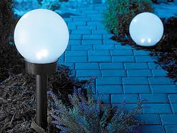 Zum verkauf steht eine sehr gut erhaltene funktionsfähige lampe in kugelform mit langem kabel von. Lunartec 4er Set Led Solar Kugellampe O 20 Cm Klein Tageslichtweiss