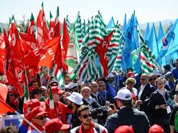 L'1 maggio 2021, in occasione della festa dei lavoratori, molti supermercati e negozi rimaranno chiusi. Negozi Aperti Il 1 Maggio Stop Del Sindacato Corriere It