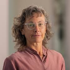 Elaine Whitney's Instagram, Twitter & Facebook