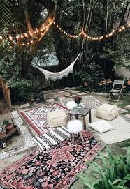 41 Shabby Chic And Bohemian Garden Ideas Matchness Com Bohemian Backyard Bohemian Backyard Party Bohemian Interior Design