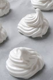 La Petite Meringue A La Francaise Inratable Recette Gateaux Et Desserts Petite Meringue