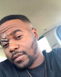 DJ Hubb (@theyounghubb) • Instagram photos and videos