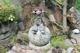 Pin On Mj Arts Keramik Gartenkeramik Gartenfiguren Keramikfiguren Ceramic Manuela Jung De