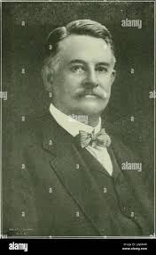 Gefärbte tücher -Fotos und -Bildmaterial in hoher Auflösung