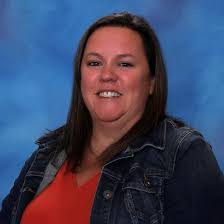 Andrea Cousins's Instagram, Twitter & Facebook