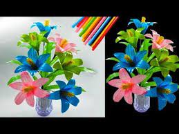 Sedotan plastik adalah sebuah tabung plastik tipis, lurus atau dengan engsel seperti akordeon, itu digunakan oleh salah satu ujung di mulut dan lain di akhir minum. Cara Membuat Bunga Hias Dari Sedotan Kreatif Beautiful Flower Decorations With Straws Youtube Bunga Kertas Tisu Ide Kerajinan Tutorial Bunga Kertas