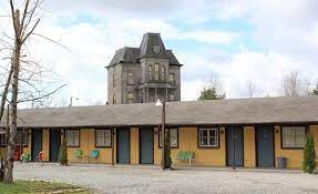 We did not find results for: Bates Motel Location Set In Aldergrove Bc Canada The Mansion Was Used For Exterior Shots Only As The Structure W Bates Motel House Bates Motel Gothic Mansion