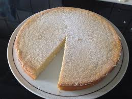 Schokorolle mit quark und bananen ein anschauliches rezept mit fotoanleitung. Kuche Guten Appetit Bananen Quark Griess Kuchen Bananen Quark Kuchen Kuchen Desserts