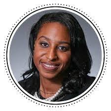 Lisa Favre's Instagram, Twitter & Facebook