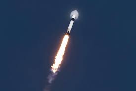 Spacex launches dragon cargo spacecraft to the space station with new falcon 9. Rocket Launch Spacex Falcon 9 Sxm 8