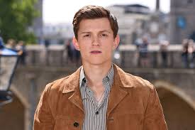 Directors anthony russo and joseph russo attend the avengers endgame uk fan event at the article content. Tom Holland S Cherry Photo Revealed From Avenger Endgame Directors Ew Com