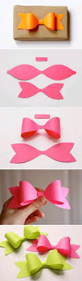 23 Tricks To Take The Stress Out Of Wrapping Gifts Paper Crafts Diy Bows Gift Bows