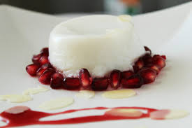 Dolce al latte di mandorla. Biancomangiare Al Latte Di Mandorle Dolci Al Cucchiaio Natural Vegando