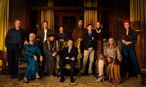 Toni collette, ana de armas, chris evans and others. The Cast Of Knives Out Goes Around The Table With Entertainment Weekly Nerds And Beyond