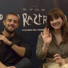 Em entrevista exclusiva, a atriz fala sobre o novo corte e a volta da franja (em. O Rastro Entrevista Exclusiva Com Rafael Cardoso E Alice Wegmann Papo De Cinema