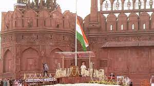 Indian independence day 2021 will be observed throughout india with parades, flag hoisting events and cultural setups. Watch Pm Modi Hoists National Flag On 74th Independence Day