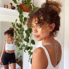 Eve Powell (EvePowell_)