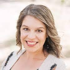 Stacey Sousa's Instagram, Twitter & Facebook