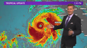 Continuing live coverage of hurricane harvey, damage, rescue and latest updates from houston, corpus christi, beaumont, holly beach and the president sent karen and i here today to survey the damage and ensure that the full resources of the federal government are being brought in support of. Houston Weather Radar Forecast Update 7 Pm Khou Com