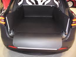 15 das fahrzeug soll in 2,1 s auf 100 km/h beschleunigen und eine. Kofferraumwanne Hundebox Fur Tesla Model X