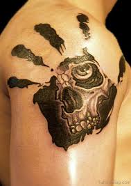1.7 black rose tattoo with thorns. 74 Tremendous Skull Tattoos On Shoulder