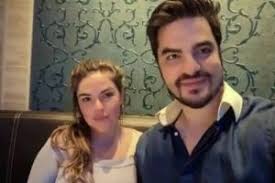 Mujer muere al atascarse en contenedor para reciclaje