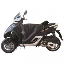 tucano urbano surtablier scooter ou moto adaptable r085 noir accessoire de voiture scooter tablier scooter