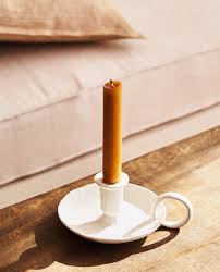 The attraction of zara home could never be denied for the fashion conscious householder with a desire to decorate their rooms with a stylish mix of distinctive design and a spectrum of colour basics. Interior Inspiration 10 Beautiful Decor Pieces Available At Zara Home Vogue Paris