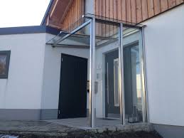 Pin Von Andrenetta Hood Auf Hauseingag Vordach In 2020 Vordach Hauseingang Hausturvordach Haus