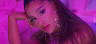 She has received numerous accolades throughout her career, including two grammy awards, one brit award, two billboard music awards, three american music awards, nine mtv video music awards, and 22 guinness world records. Ariana Grande Im Gefuhlschaos Radio Energy
