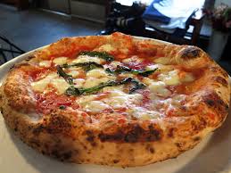 3 Pizza Margherita Una Pizza Napoletana Food Network Food Network Recipes Italian Recipes Authentic Food