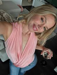 Laura Teeter (@laura.teeter) • Instagram photos and videos