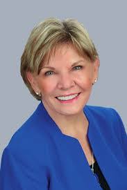 Marilee Gomez's Instagram, Twitter & Facebook