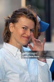 30 Celebrities Volunteer On The Today Show For Make A Difference Today To  Stock Photos, High-Res Pictures, and Images