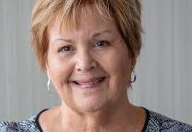 Maryann Bradley's Instagram, Twitter & Facebook