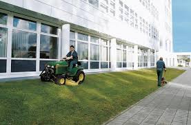 Als spezialist und fachunternehmer für die individuelle gartengestaltung bieten wir planung, ausführung und. Garten Und Landschaftsgestaltung Gartenpflege Kws