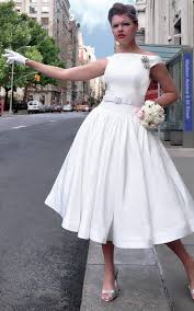Komplimente sind vorausgesagt in diesen retro kleidern. Like The Lines Kurzes Hochzeitskleid Hochzeitskleider Vintage Kleid Hochzeit