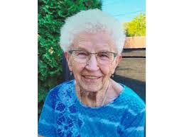 Elsie Heide nee Teichroeb