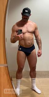 Muscular Kinky Bottom for Men | Vancouver | Metro Vancouver | Male Escorts  | LeoList