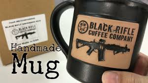 Das passiert, wenn man die verrückten wissenschaftler im coffee lab mit zentralamerikanischen milds verliert. Black Rifle Coffee Mug