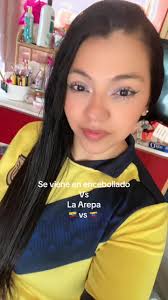 Encebollado Vs Arepa