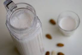 Lait D Amande Au Thermomix Yummix