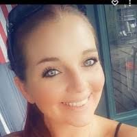 Brandi Cummings's Instagram, Twitter & Facebook