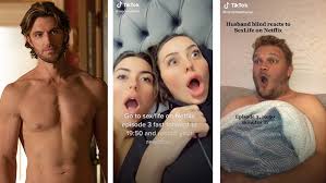 Evli ve çocuklu bir kadın, fantezilerini süsleyen eski sevgilisinin tekrar hayatına girmesinin ardından cesur cinsel geçmişi ve mevcut gerçe. Sex Life S Explicit Shower Scene Reveal Has Reactors In Shambles