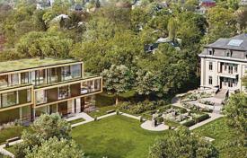 Ground floor comprises toilet , large open plan dining and living area. 4 Bedroom Apartments For Sale In Berlin Buy Four Bed Flats In Berlin