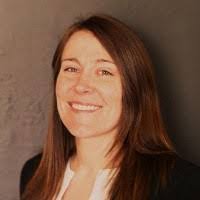 Sara Kraft's Instagram, Twitter & Facebook