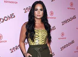 Нажмите на фотографию для её увеличения. Demi Lovato Rasstalas S Bojfrendom Iz Za Ego Pristrastiya K Alkogolyu Hello Russia