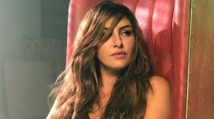 «μάγεψε» τους πάντες η έλενα παπαρίζου με το «my number one» ξέσπασμα του ιατρόπουλου στη «φάρμα»: The Voice 8a 3etrela8eis Me Th Se3i Emfanish Ths Elenas Paparizoy Fwto Binteo Irafina