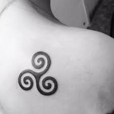 Celtic Symbol For Karma Karma Tattoo Symbol Tattoos Tattoos