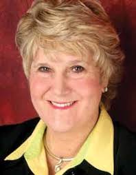 Gloria Bobb's Instagram, Twitter & Facebook